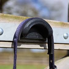 Equi Hook