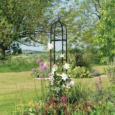 Garden Obelisk Tenax