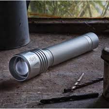 Smart Garden Ultra Beam 1500 Lumen Torch