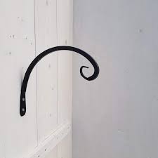 Curved Down Bracket – Multiple Sizes